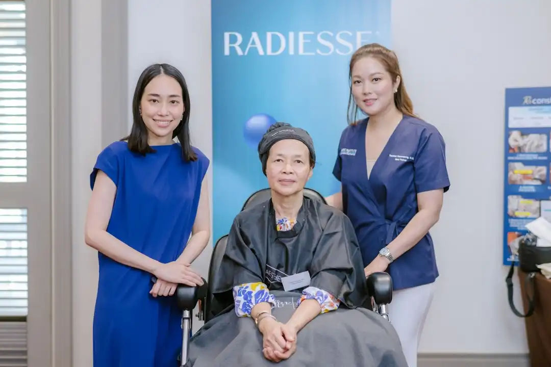 คุณหมอฝนสอนฉีด Radiesse ในบทบาทของ Merz KOL 14