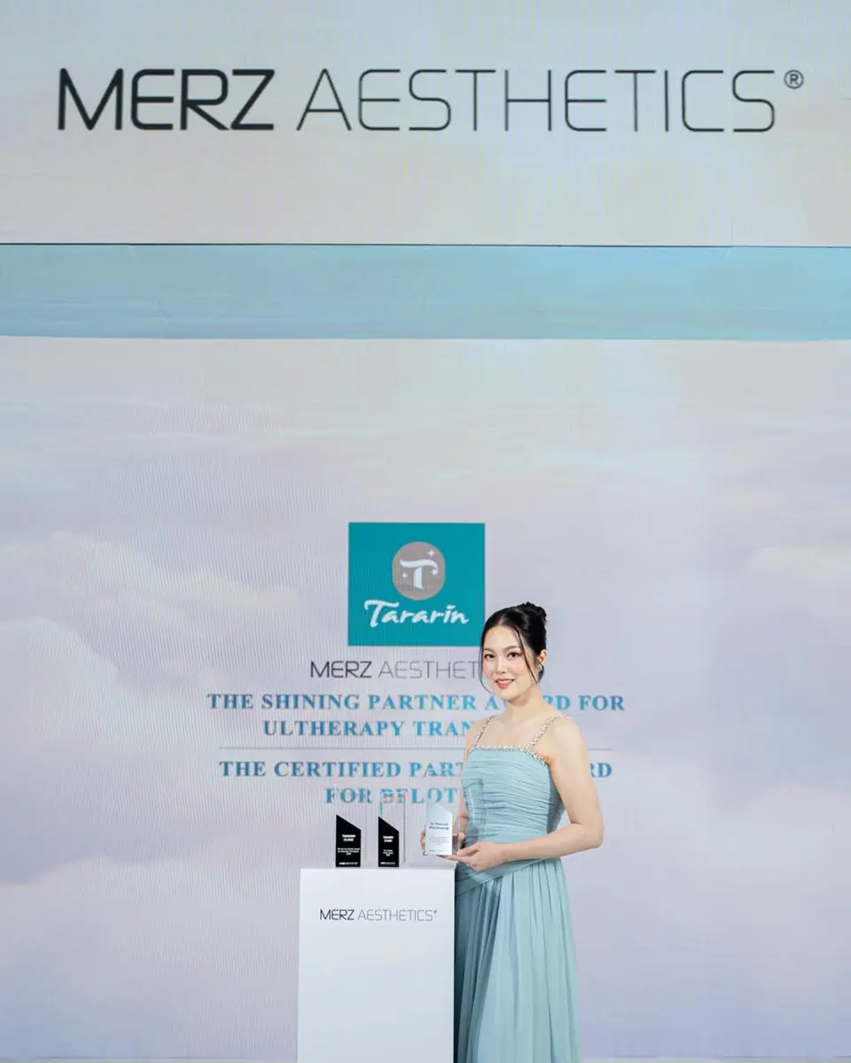 TARARIN CLINIC คว้า 3 รางวัลสำคัญจากงาน THANK YOU VERY MERZ GALA 2025 1