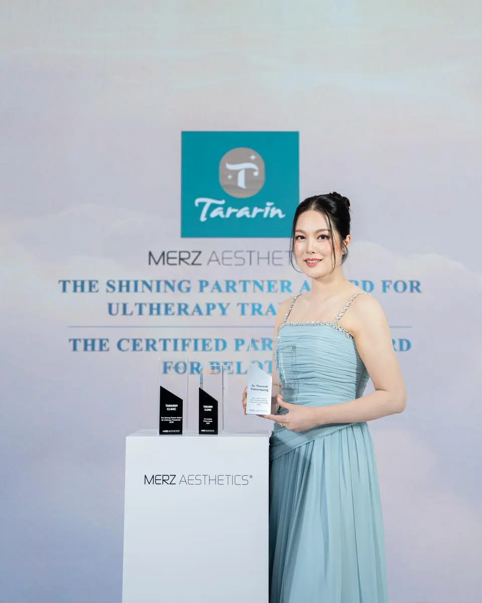 TARARIN CLINIC คว้า 3 รางวัลสำคัญจากงาน THANK YOU VERY MERZ GALA 2025 3
