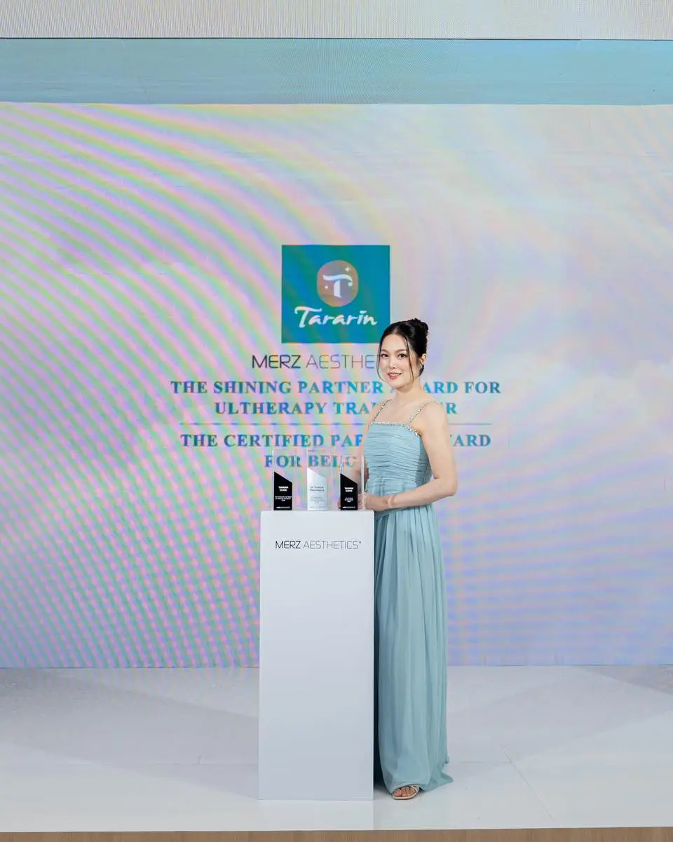 TARARIN CLINIC คว้า 3 รางวัลสำคัญจากงาน THANK YOU VERY MERZ GALA 2025 4